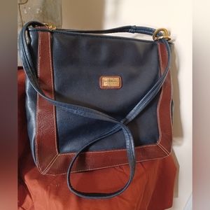 ❤️Mondani navy & brown shoulder bag. (122422B)